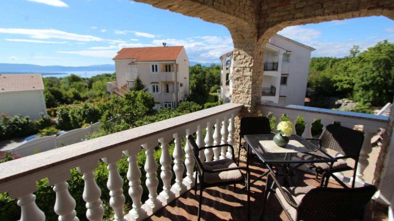 Apartments Jela Sveti Vid-Miholjice Esterno foto